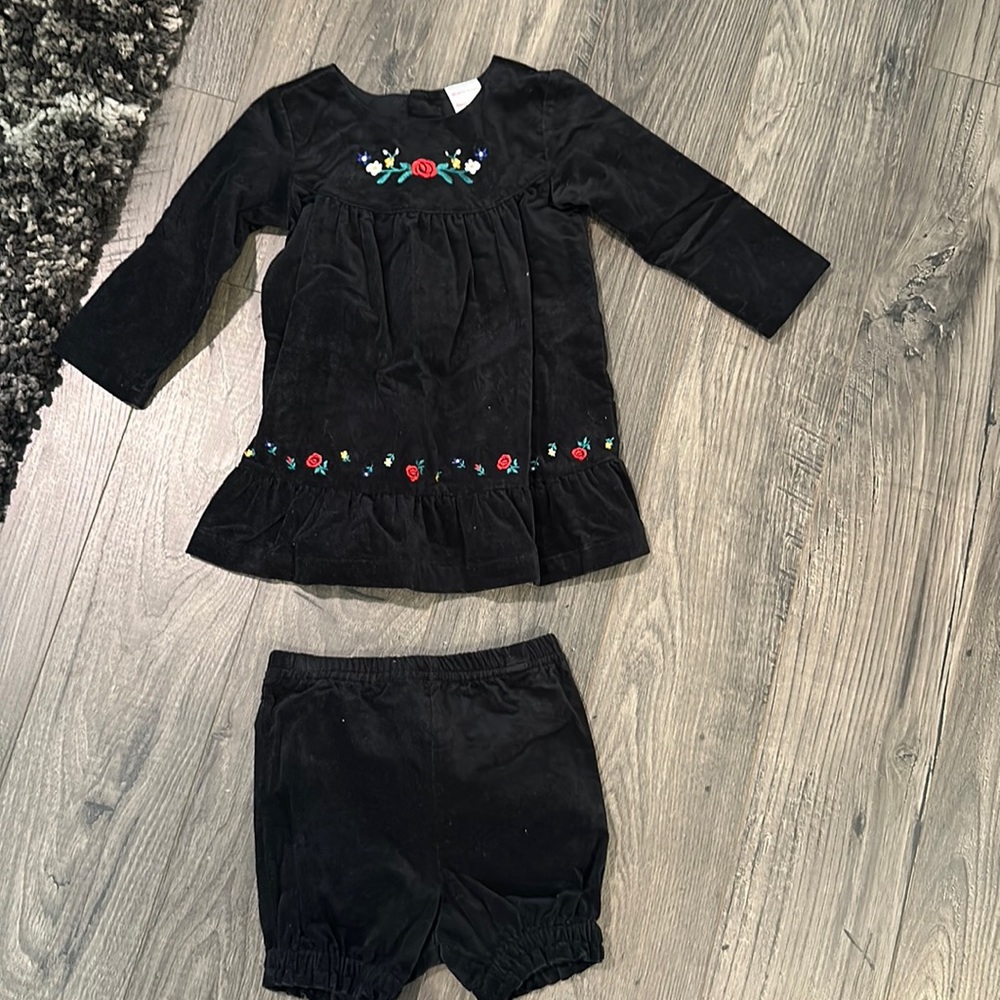 Hanna Anderson black velvet dress with flowers